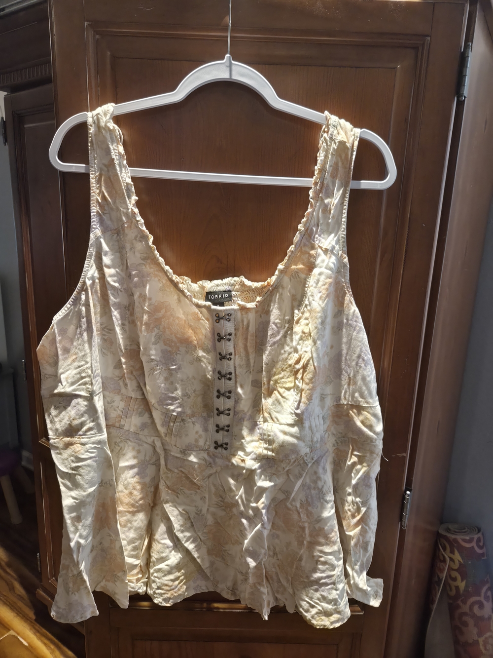 Torrid Floral Lace-Up Tank Top - Cream & Tan